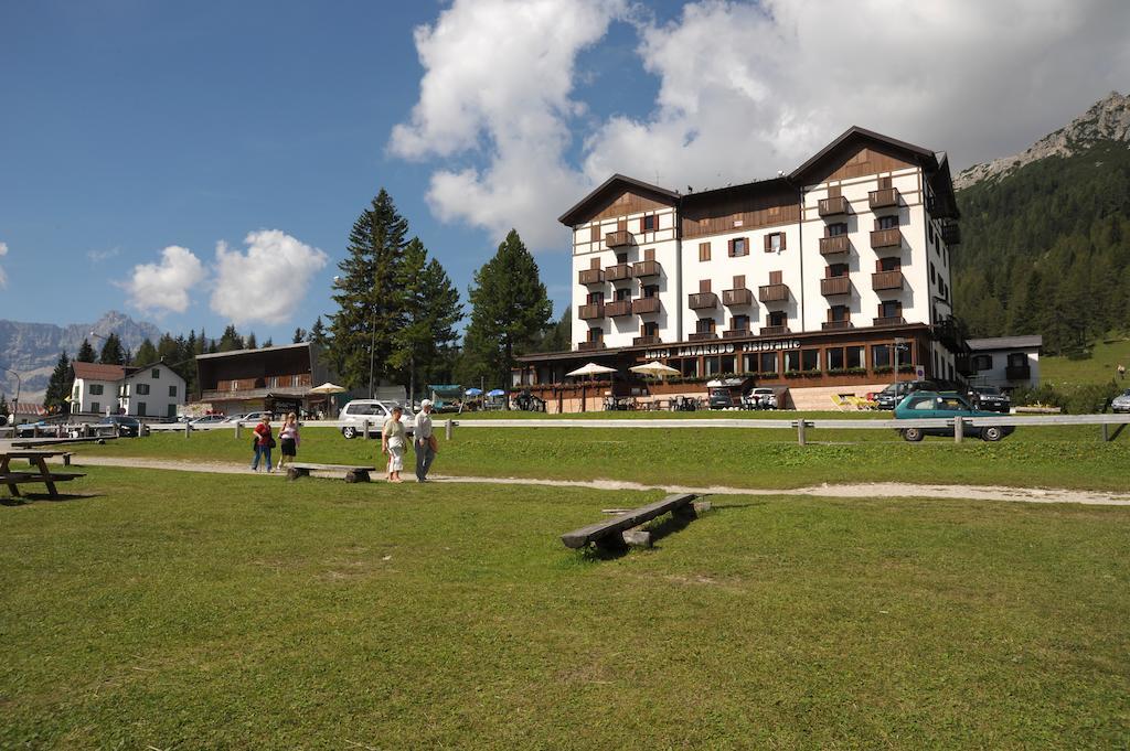 Hotel Lavaredo Misurina Exterior foto